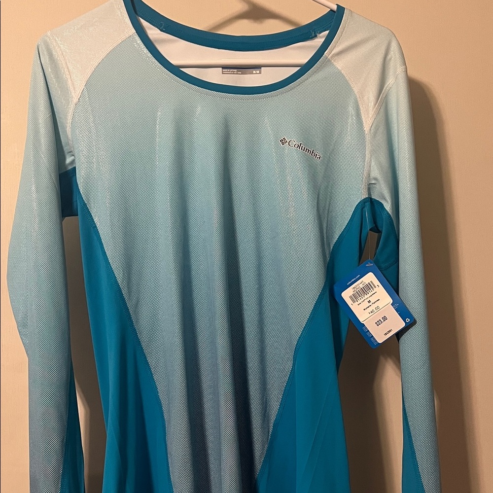 Columbia Women's Teal and Light Blue Long Sleeve Solar Chill